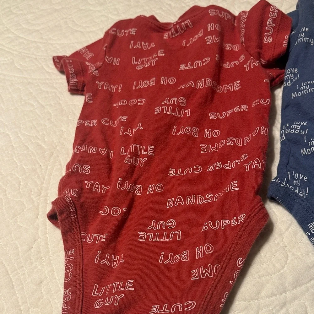 Carter's‎ Red and Blue Bodysuits set